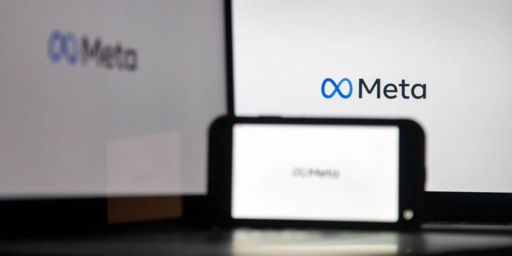 photo: rebranding, Meta logo and phone